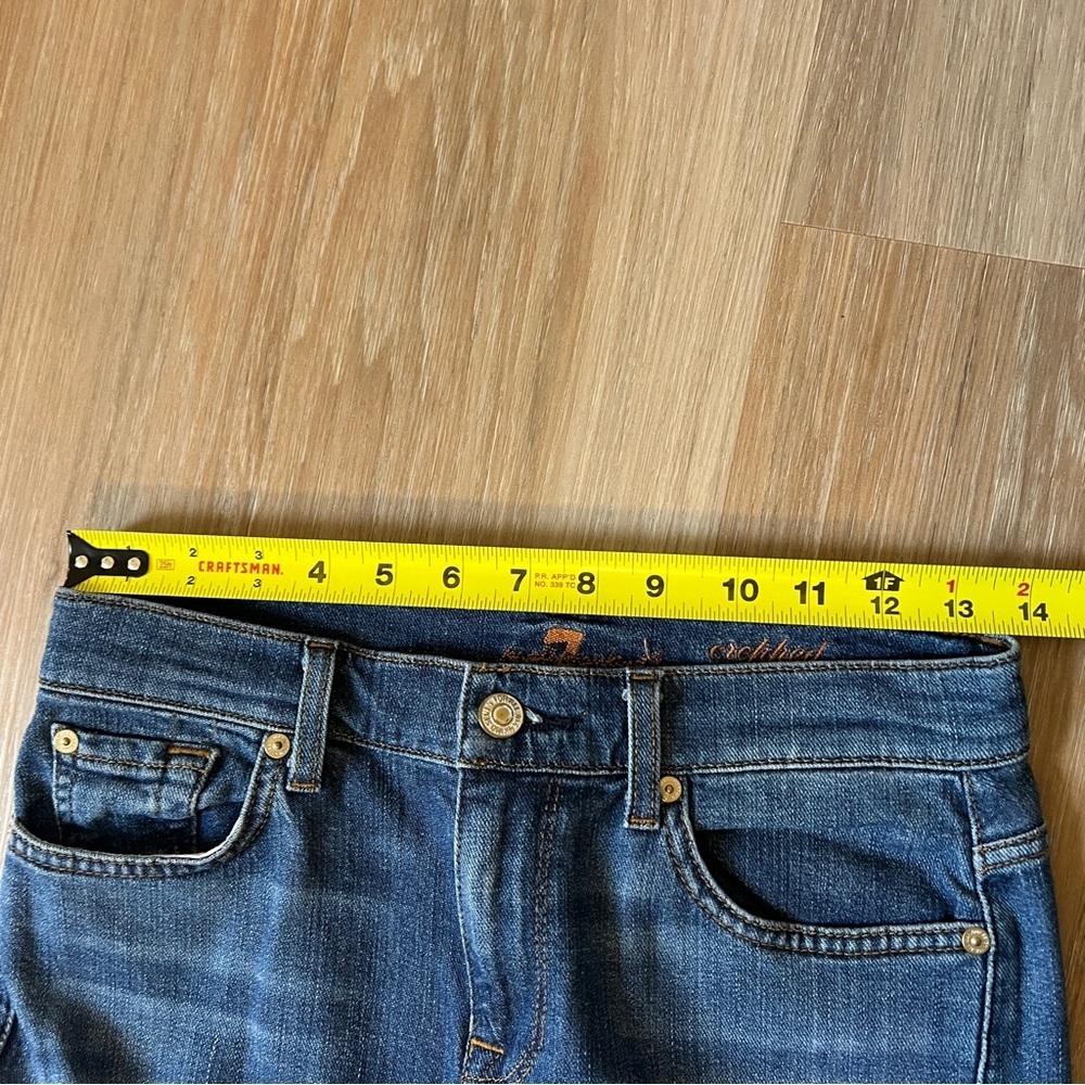 7 For All Mankind Cropped Ali Jeans Dark Wash Frayed Hem Size 26 seven - Picture 3 of 8